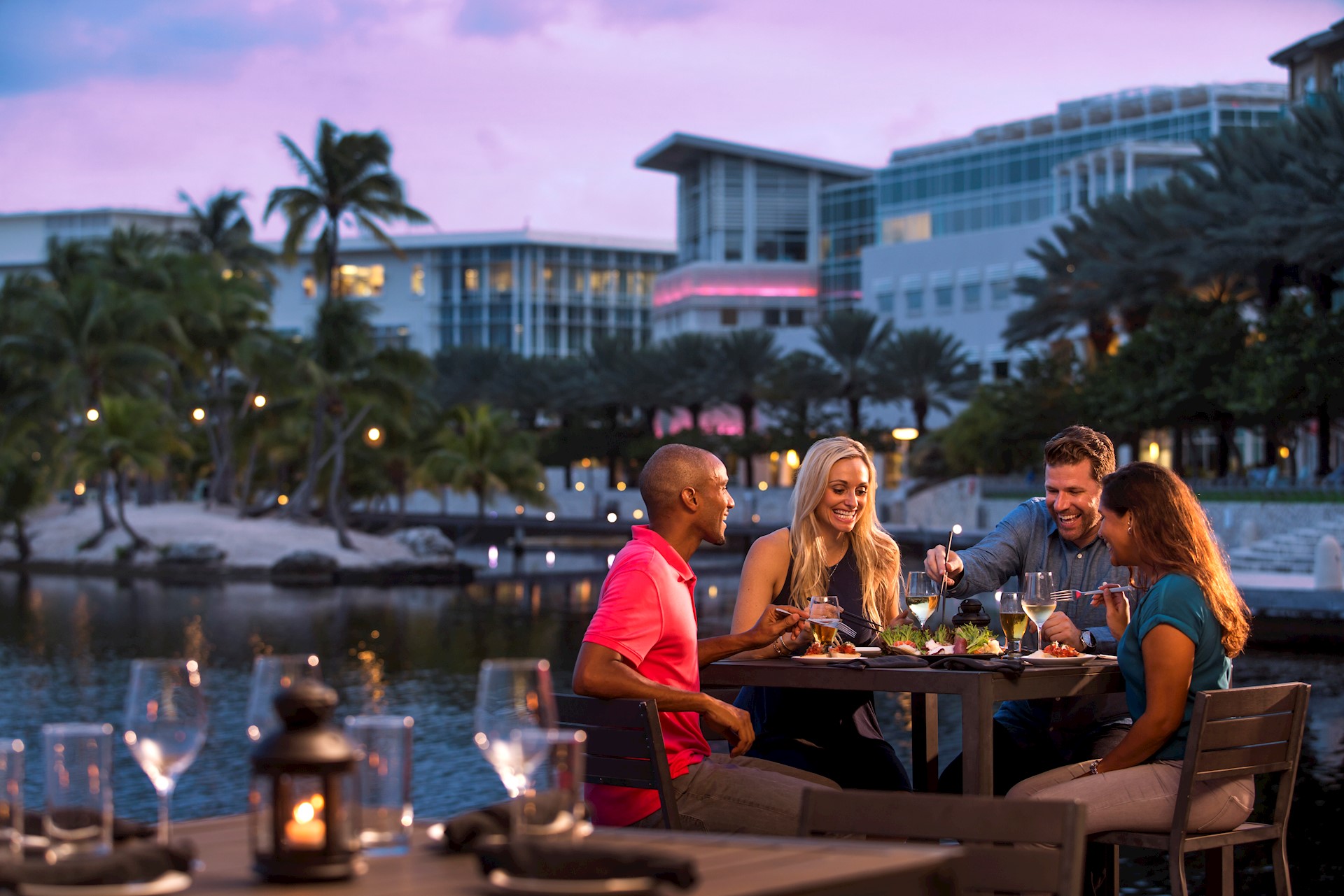 camana bay dining