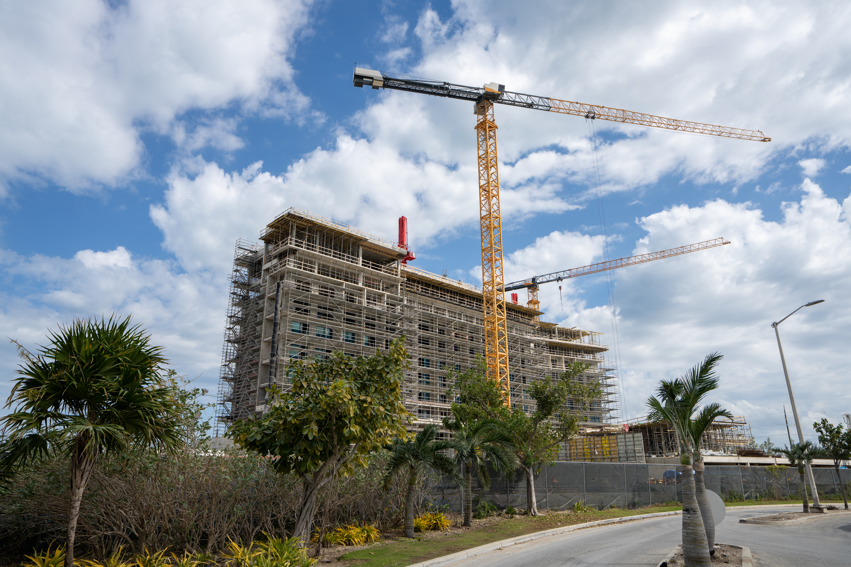 Hotel Indigo topping out